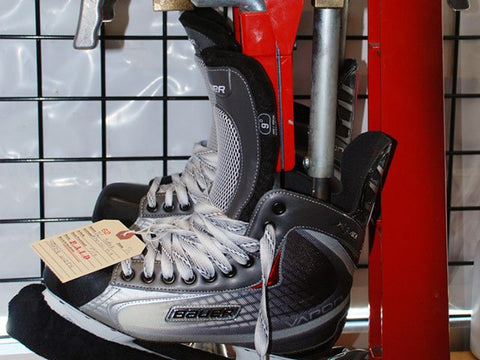 boot-stretching-all-star-skates